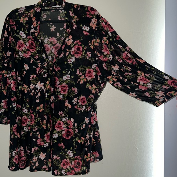 Floral Black and Pink Long Sleeved Blouse, Formal or Casual 2XL - Picture 4 of 5